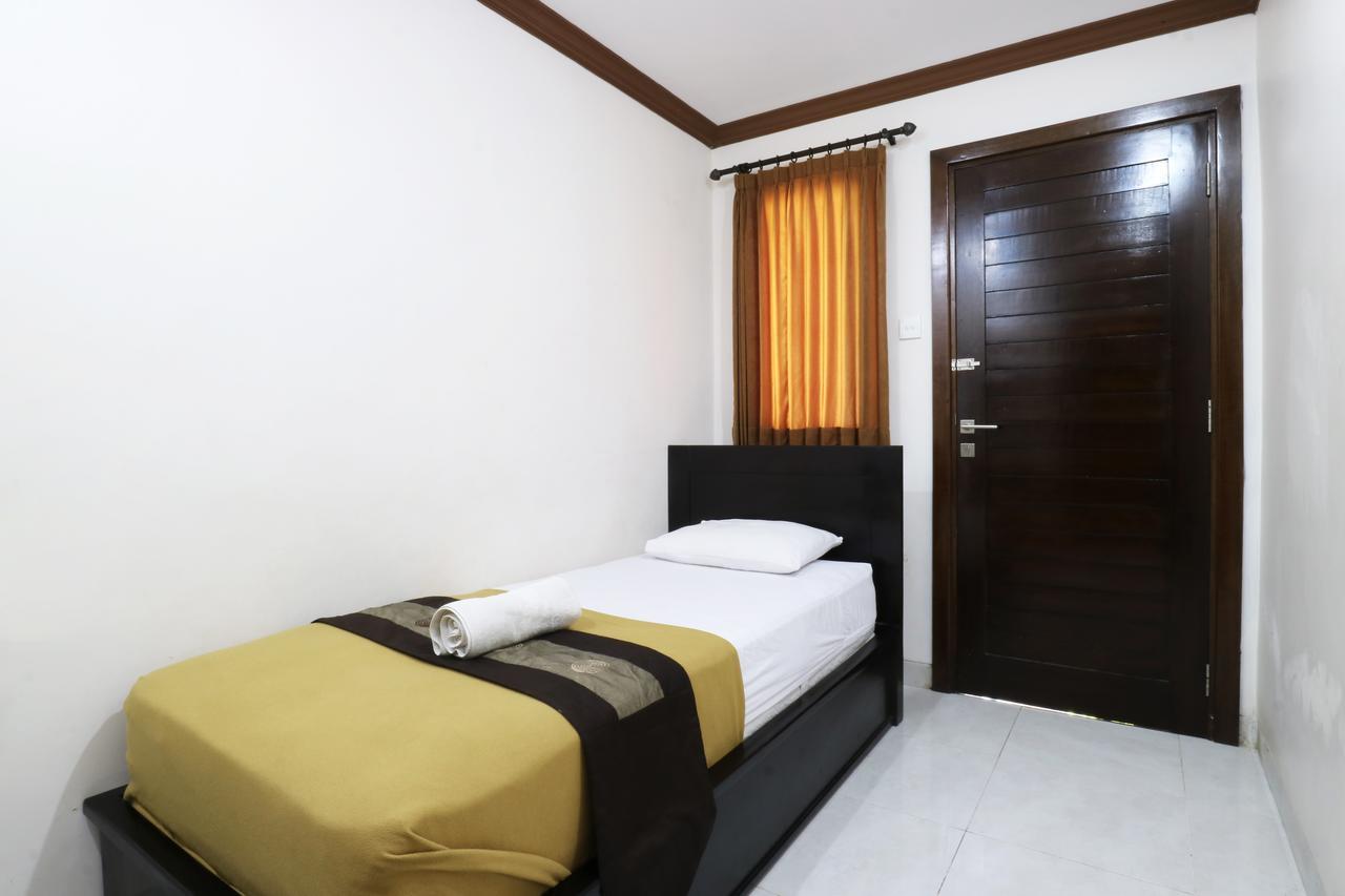 Pondok 3 Mertha Kuta Lombok Extérieur photo