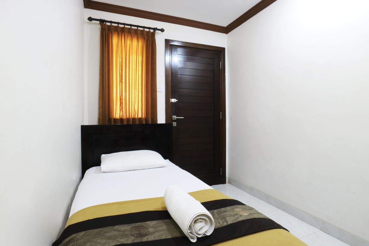Pondok 3 Mertha Kuta Lombok Extérieur photo